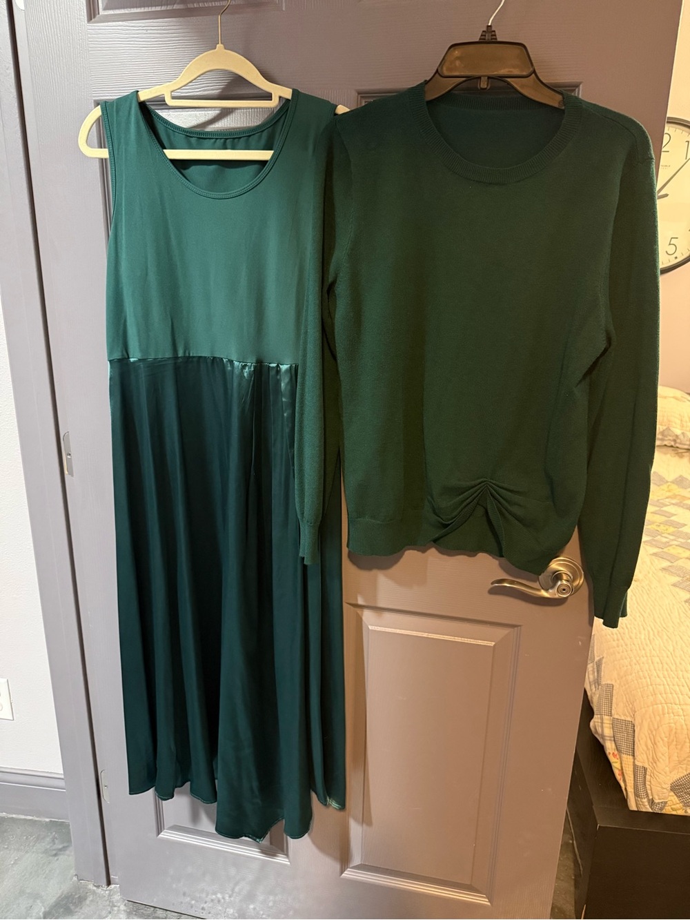 Women's Forest Green Sleeveless Midi Dress & Knit Sweater Set